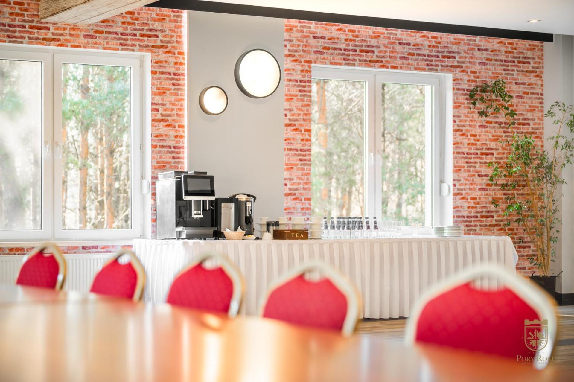 Hotel Pory Roku Czysteblota Ngoại thất bức ảnh